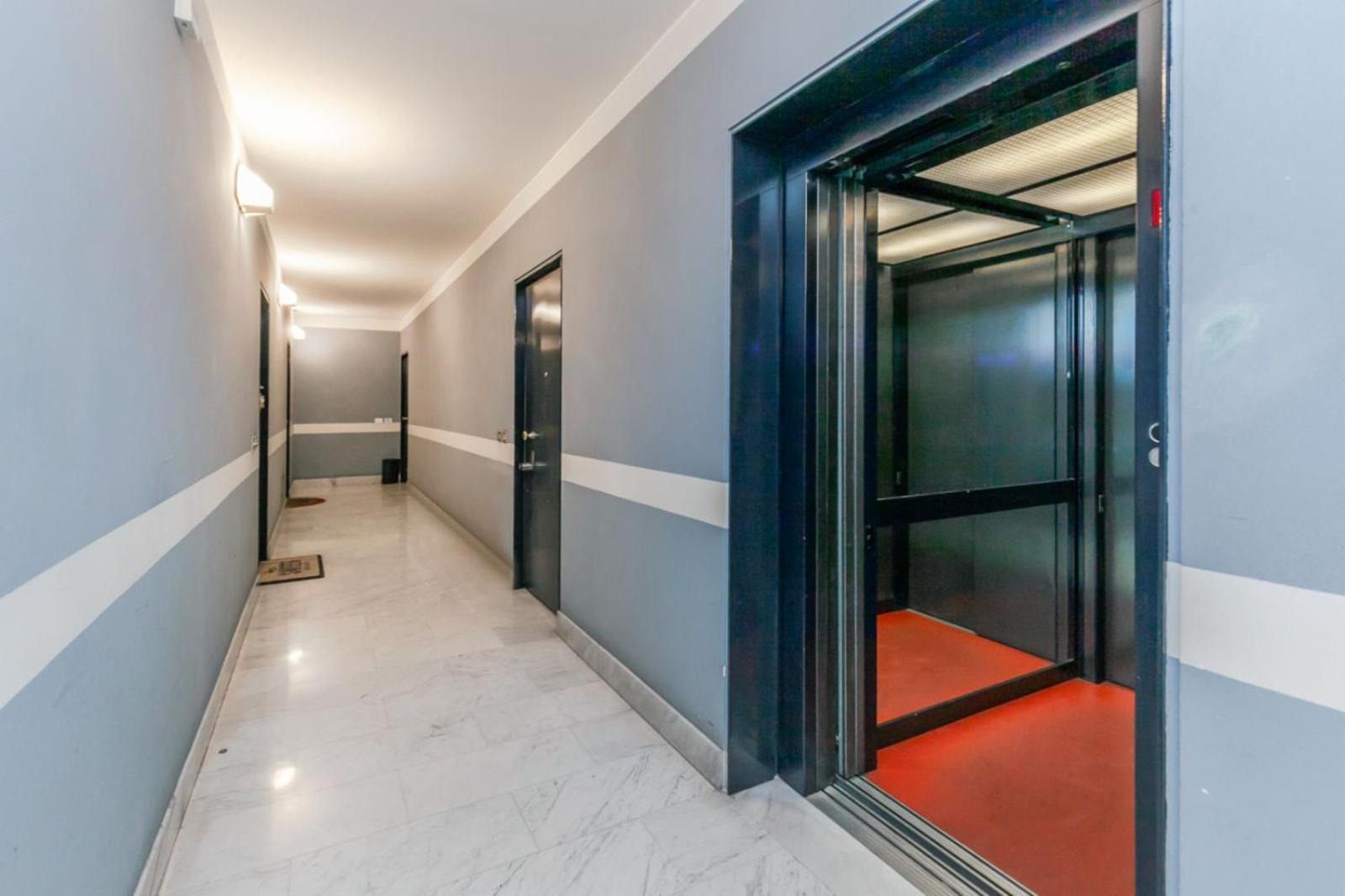 "Easy Peasy Apt" 200 Meters To Metro Milano Exterior foto
